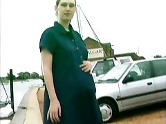 British Extreme - Pregnant Peeing