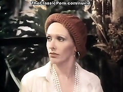 Desiree Cousteau in classic lovemaking site