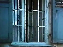 Completo in francese film porno con ragazze calde e soldati Completo in francese film porno con ragazze calde e soldati