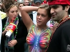 Classical Mardi Gras 2006 Mix Of Flashing And Challenge In New Orleans - SouthBeachCoeds