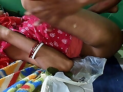 Aunty was fucked by lifting the nightie and Mosi was looking pink color poon nightie