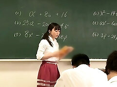 Nauczyciel japońskiej szkoły (część a)