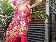 Bengali Desi Bhabhi Outdoor Chudai Devar Ke Saath crimson Saree main (Official Video By Villagesex91 )