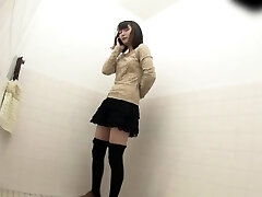 Japanese teens pissing Japanese teens pissing