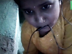 I take advantage of my lil sista looking out the window, to give her the pummel of her life