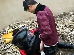 Asian Creampie On A Garbage Dump