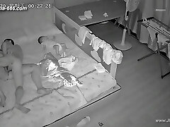 Hackers use the camera to remote monitoring of a lover's home life.357_2 Hackers use the camera to remote monitoring of a lover's home life.357_2