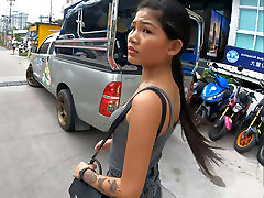 Real amateur Thai teenie cutie humped after lunch by her temporary boyfriend