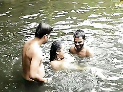 DIRTY Monstrous BOOBS BHABI Bathtub IN POND WITH  HANDSOME DEBORJI (OUTDOOR)