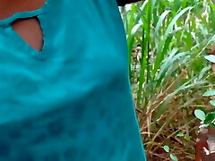 Priyanjali and husband – knockers kiss Priyanjali and husband – knockers kiss