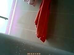 Nerdy asian naked in de bathroom Nerdy asian naked in de bathroom