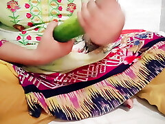 Bangladeshi hot damsel sex with cucumber.Bengali housewife.