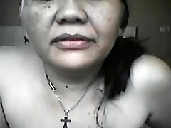 Old FILIPINA old LYLA G SHOWS OFF HER STRIPPED BODY ON LIVECAM!