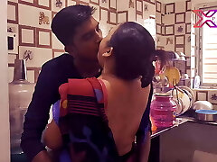 Indian Milf bhabi fuckin' doggy style Indian Milf bhabi fuckin' doggy style