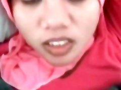 Teenager indonesian Maid Trying White Dick First Time