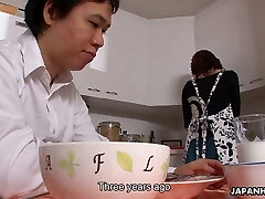 جوجه ژاپنی Yoshioka و مادرش به نظر می رسد به یک عشق بزرگ, رابطه جنسی دهانی