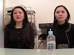 Yui Yabuki and Chiharu Yabuki :: mummy and daughter 1