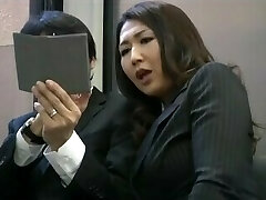 巨乳熟女とパンストセックス1