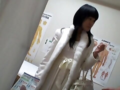 Azjata kurwa do prywatnego gabinetu na japoński masaż wideo, spy