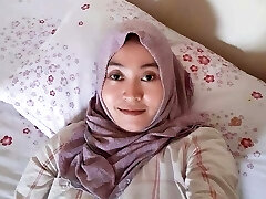 invite my hijab wifey to have sex with pleasure