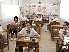 Model tv - cute asian teen get screw in the classroom
