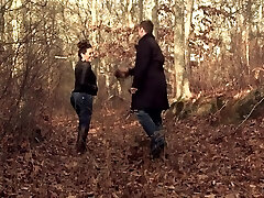 Jessy Dubai is a hot shemale with cute hooters in need of a fuck