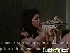 महिला जेल में क्लासिक पोर्न टेप