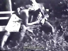 Nasty Babe Succhiare un Cazzo (1940 Vintage)