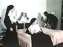 монахини-нимфоманки