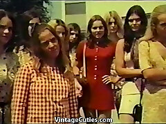 प्रेमियों पर पकड़े बस (1970 के दशक विंटेज)