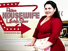 Karla Lane in Retro Housewife Lifestyle Demonstrate