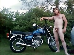 i show you my superb's funny song old picture's of me i show you my superb's funny song old picture's of me