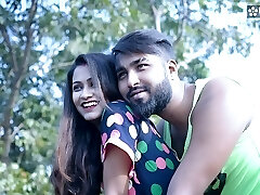 Pati ke chhote bhai apne hi nai nawalee bhabhi ko impress karke chodne ka maja luta jab ghar pe bhaiya nahi tha Pati ke chhote bhai apne hi nai nawalee bhabhi ko impress karke chodne ka maja luta jab ghar pe bhaiya nahi tha