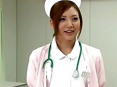 Nurse in Japanies Clinic without work