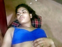 Indian Desi girl hook-up Indian Desi girl hook-up