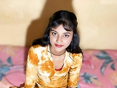 Leave friend's sister in her house after leashing. Acquaintance's stepsister