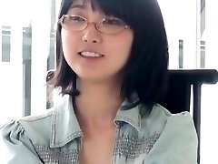Chinese Glasses Girl Blowjob