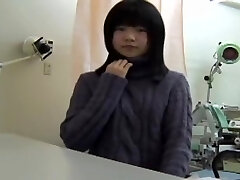 Young Japanese dame reaches an orgasm at her gynecology.s office