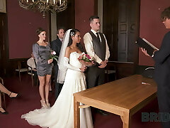 BRIDE4K. He shouldnt have dared her BRIDE4K. He shouldnt have dared her