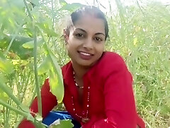 Cuckold the sis-in-law working on the farm by luring money In hindi voice