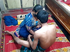 Beautiful bhabhi big slit sex video