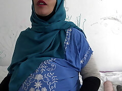 Algerian bitch wants to fuck every day while she's prego Algerian bitch wants to fuck every day while she's prego