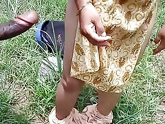 Desi College girl outdoor hindi sex - viral mms