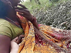 जंगल में लकड़ी काटने के बाद सेक्स जंगल में लकड़ी काटने के बाद सेक्स