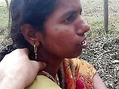 जंगल में लकड़ी काटने के बाद सेक्स जंगल में लकड़ी काटने के बाद सेक्स