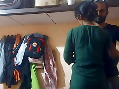 sexy frau ist verzweifelt nach hardcore-sex sexy frau ist verzweifelt nach hardcore-sex