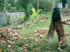 Indian hot XXX webseries sex! Desi Tribal girl banging with wealthy teen boy!