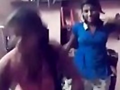 chennai young college girls secret dance with tamil audio (first on net)