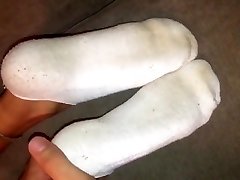 Gigantic bare indian soles