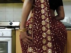 Indian bhabhi's Large ass 2 Indian bhabhi's Large ass 2
